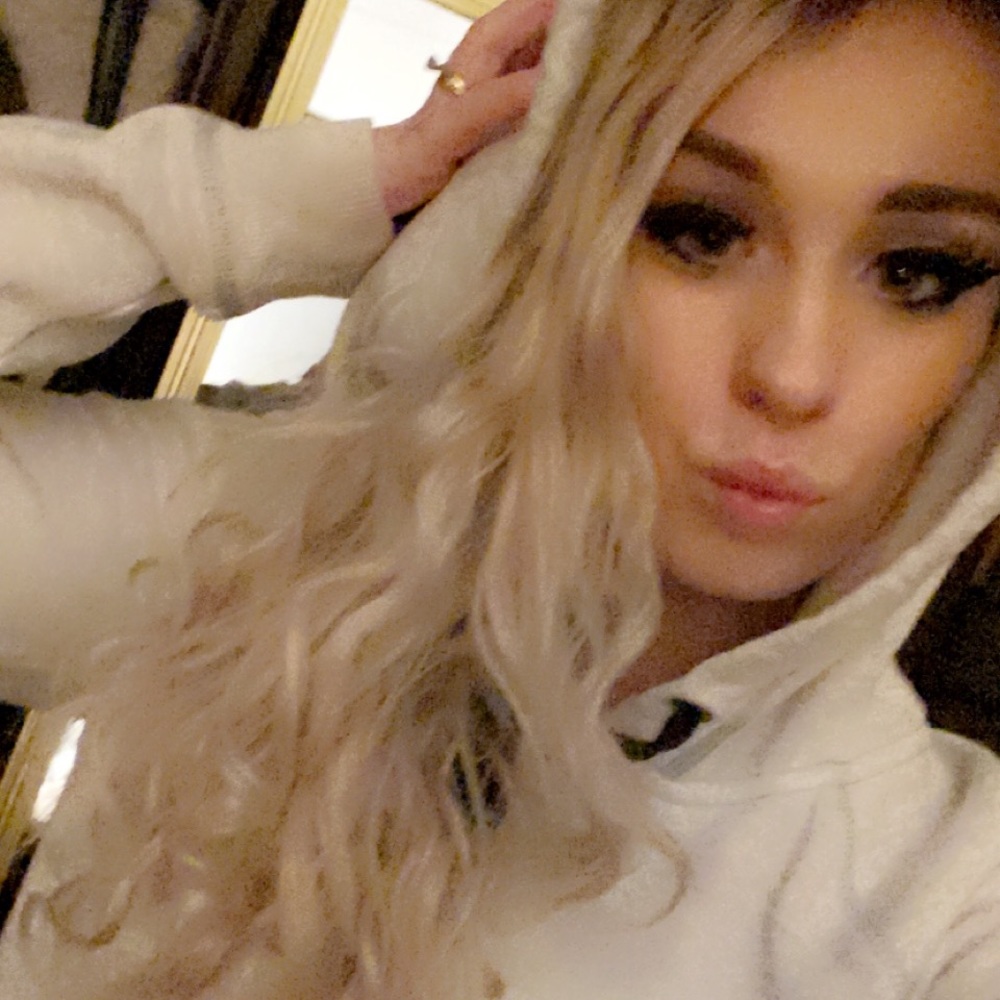 Bikini - Picture 6 of 6